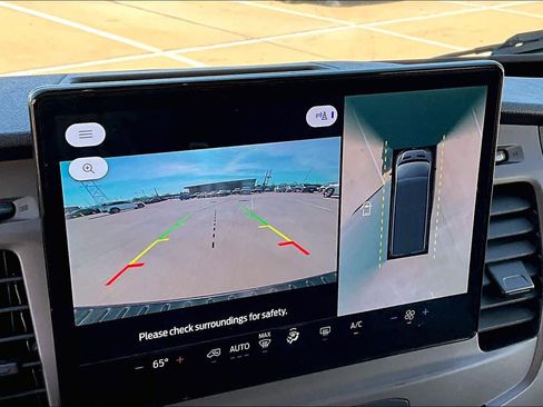 Used 2022 Ford Transit 350 XLT image 25