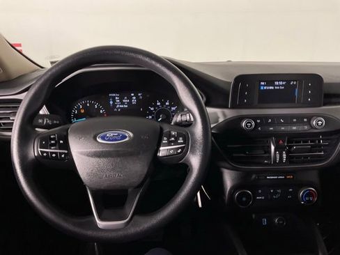 Certified 2020 Ford Escape S image 17
