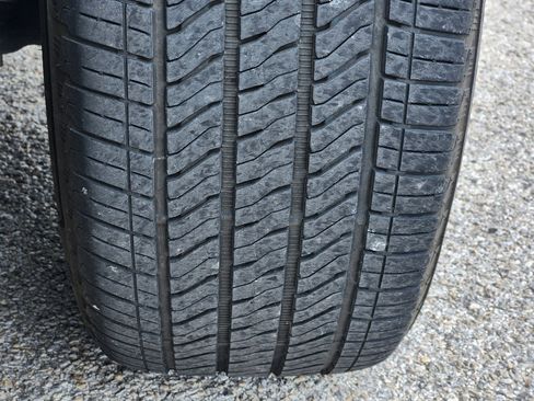 Used 2024 Chevrolet Silverado 1500 High Country w/ High Country Premium Package image 9