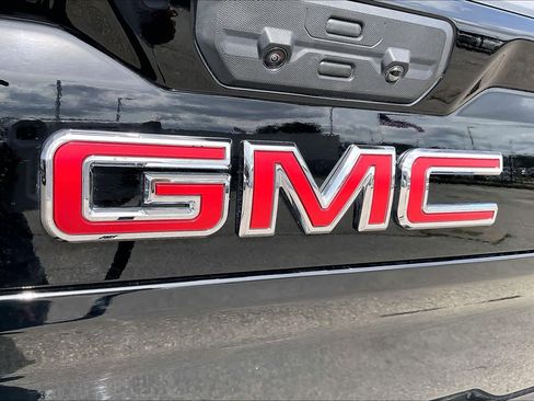 Certified 2025 GMC Sierra 2500 SLT w/ Texas SLT Premium Package image 30