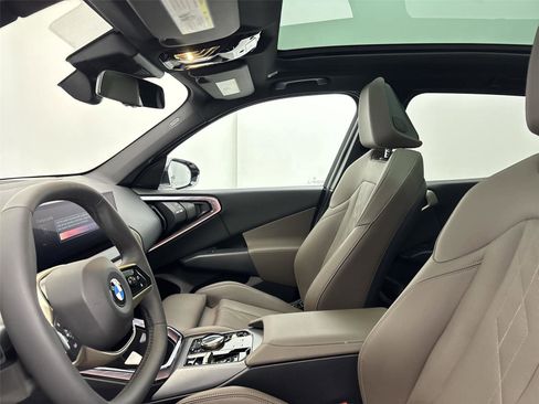 Used 2025 BMW X3 xDrive30i image 24