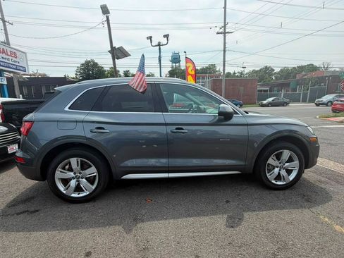 Used 2019 Audi Q5 2.0T Premium Plus AWD/4WD image 3