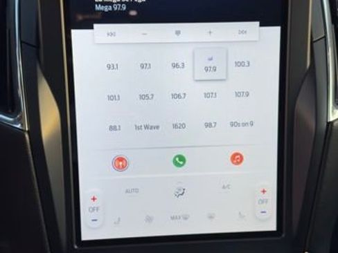 Certified 2023 Ford Edge ST image 16