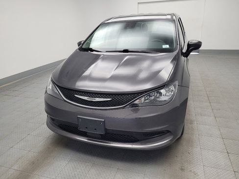 Used 2023 Chrysler Voyager LX FWD image 15
