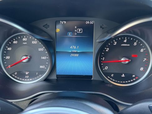 Used 2020 Mercedes-Benz GLC 300 4MATIC image 24