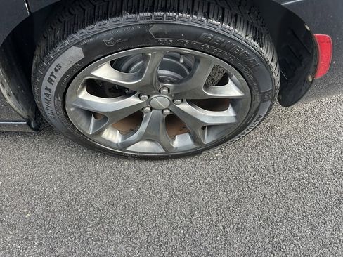 Used 2015 Dodge Charger SXT image 22