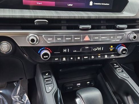 Used 2023 Kia Telluride EX image 24