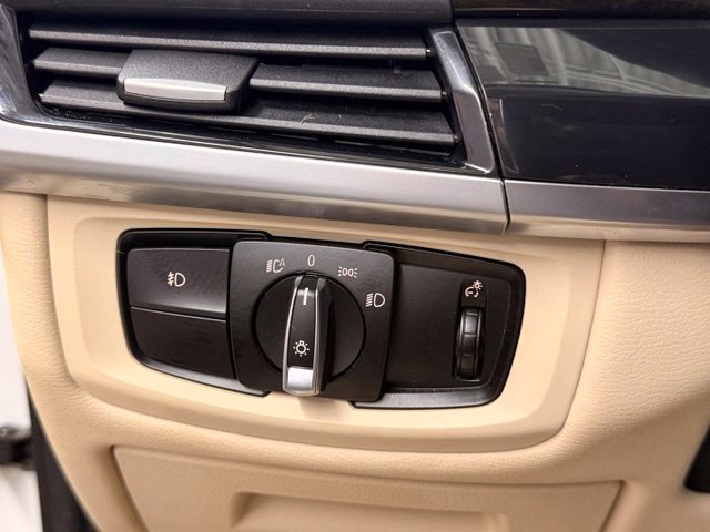 Used 2015 BMW X5 xDrive50i AWD/4WD image 17