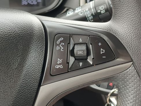 Used 2022 Chevrolet Spark LT FWD image 19