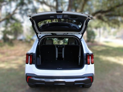 New 2026 Kia Sorento X-Line EX image 9