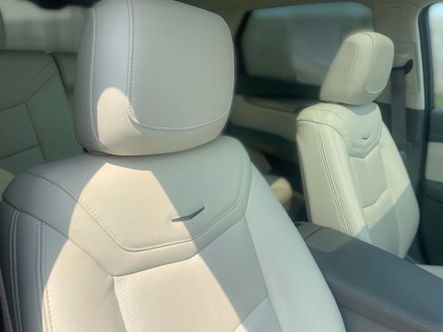 Used 2023 Cadillac XT5 Premium Luxury w/ Technology Package AWD/4WD image 34