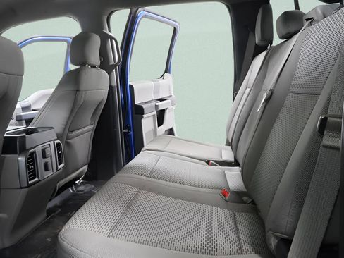 Used 2015 Ford F150 XLT w/ Equipment Group 302A Luxury image 26