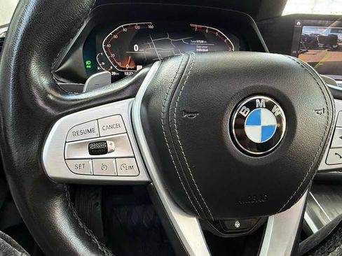 Used 2020 BMW X7 xDrive40i w/ Premium Package image 25