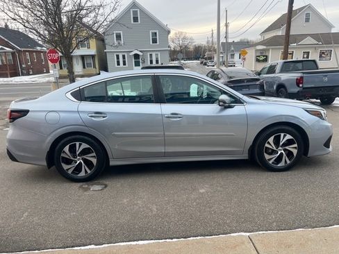 Used 2022 Subaru Legacy Premium image 7