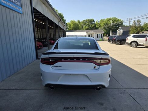 Used 2019 Dodge Charger Scat Pack w/ Plus Group RWD image 19