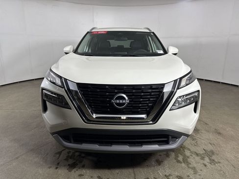 Certified 2023 Nissan Rogue SV w/ SV Premium B Package image 28