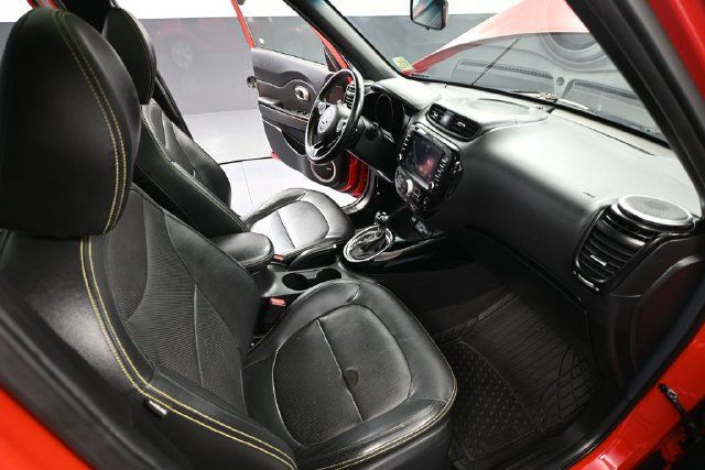 Used 2014 Kia Soul + w/ Primo Package FWD image 39