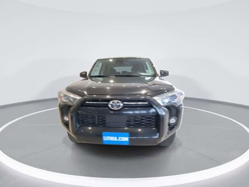 Used 2024 Toyota 4Runner SR5 AWD/4WD image 4