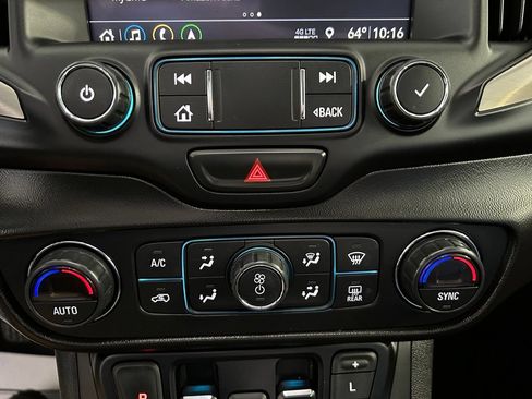 Used 2020 GMC Terrain Denali AWD/4WD image 36