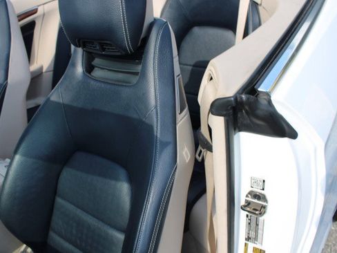 Used 2016 Mercedes-Benz E 400 Cabriolet image 27