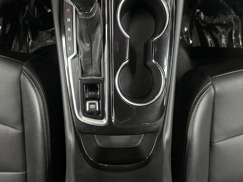 Used 2024 Chevrolet Equinox Premier image 25