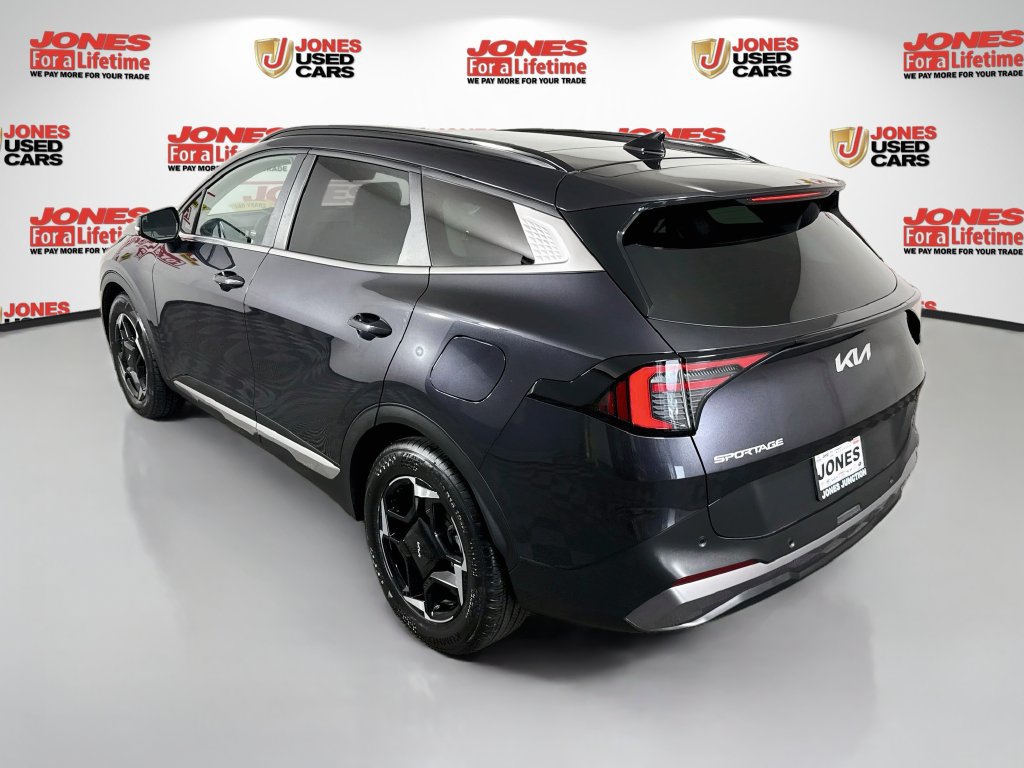 Used 2026 Kia Sportage EX w/ EX Panorama Roof Package FWD image 2