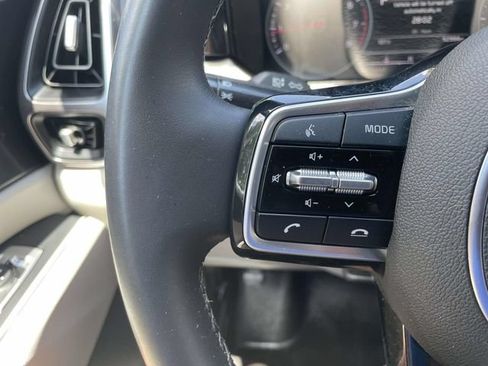 Certified 2023 Kia Sorento S FWD image 26