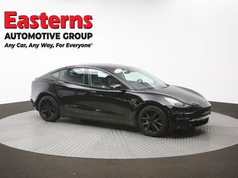 Used 2018 Tesla Model 3 Long Range RWD image 42