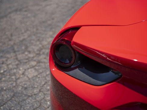 Certified 2017 Ferrari 488 GTB RWD image 21