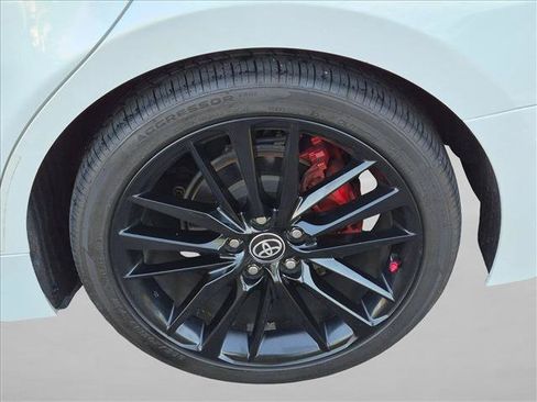 Used 2022 Toyota Camry XSE FWD image 19