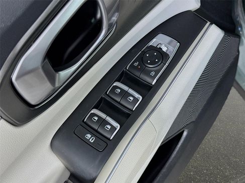 Certified 2025 Kia Sorento EX FWD image 19