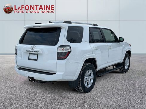 Used 2021 Toyota 4Runner SR5 image 7