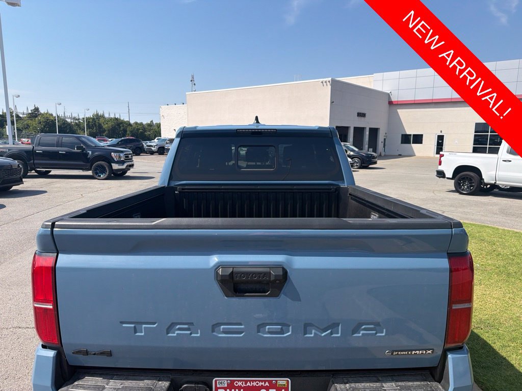 Used 2026 Toyota Tacoma TRD Off-Road w/ TRD Off Road Upgrade Package AWD/4WD image 5