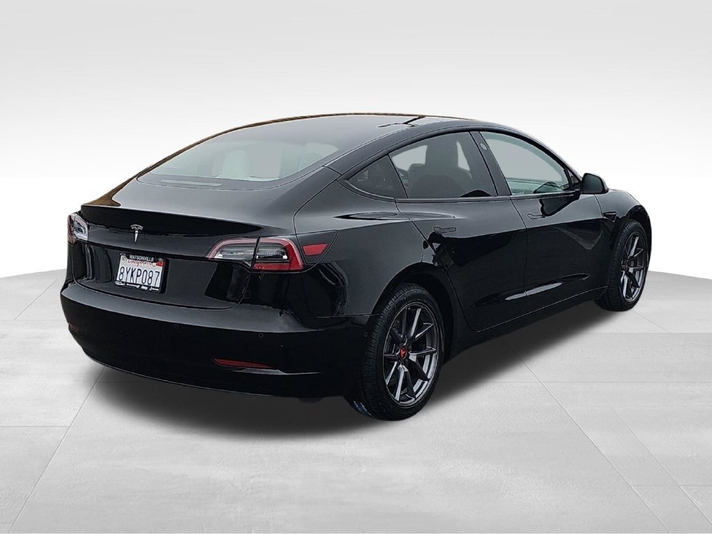Used 2021 Tesla Model 3 Standard Range Plus RWD image 3