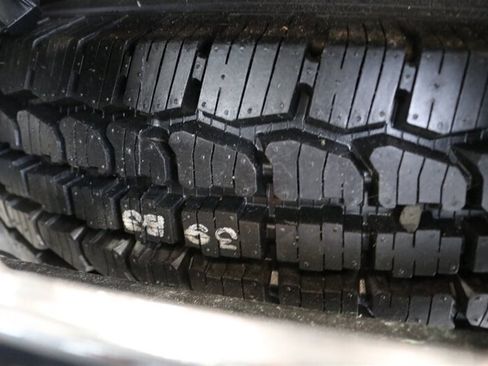 Used 2000 Ford F350 Lariat AWD/4WD image 32