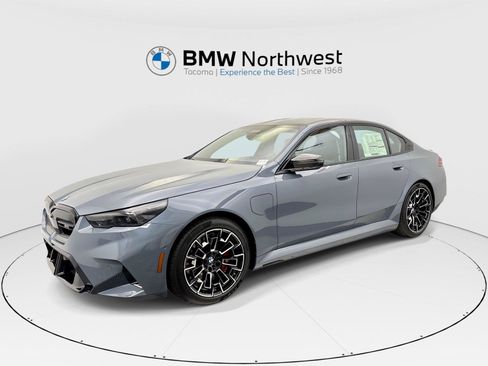 New 2027 BMW M5 w/ Carbon Package AWD/4WD image 1