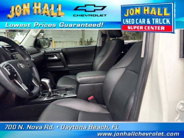 Used 2021 Toyota 4Runner TRD Off-Road Premium w/ Moonroof Package AWD/4WD image 17