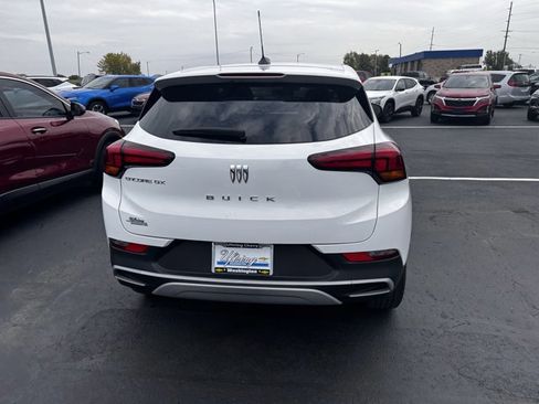 Used 2025 Buick Encore GX Preferred w/ Comfort Package image 3