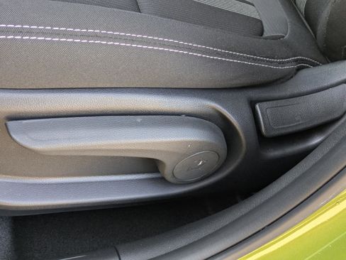 Certified 2024 Hyundai Venue SEL image 20