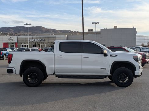 Certified 2023 GMC Sierra 1500 AT4 w/ AT4 Preferred Package image 7