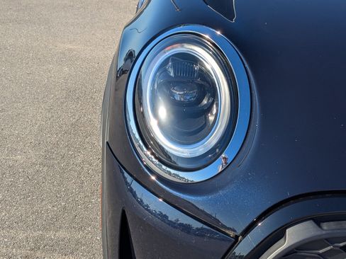 Used 2022 MINI Cooper S image 12