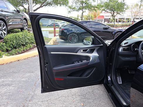 Used 2023 Genesis G70 2.0T w/ Sport Prestige Package image 24