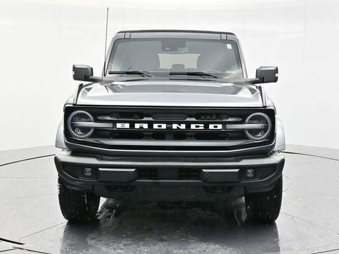 Used 2021 Ford Bronco Outer Banks image 2