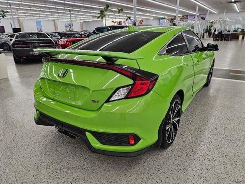 Used 2018 Honda Civic Si image 4