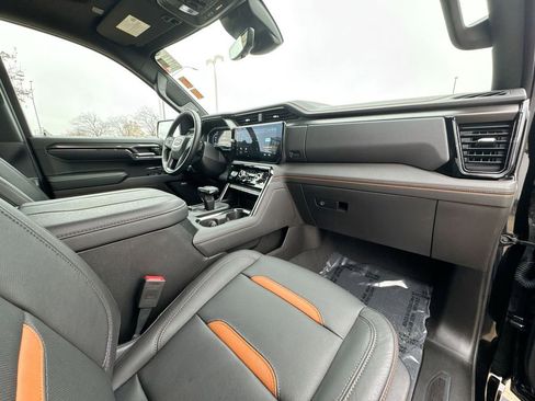 Certified 2024 GMC Sierra 1500 AT4 w/ Technology Package image 31