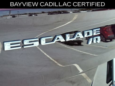 Certified 2025 Cadillac Escalade IQ Luxury 2 w/ LPO, Premium Carpet Package AWD/4WD image 16