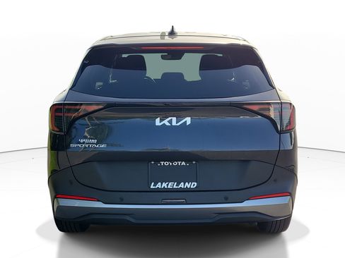 Used 2026 Kia Sportage LX FWD image 6