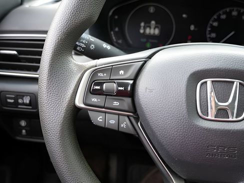 Certified 2022 Honda Accord LX image 19