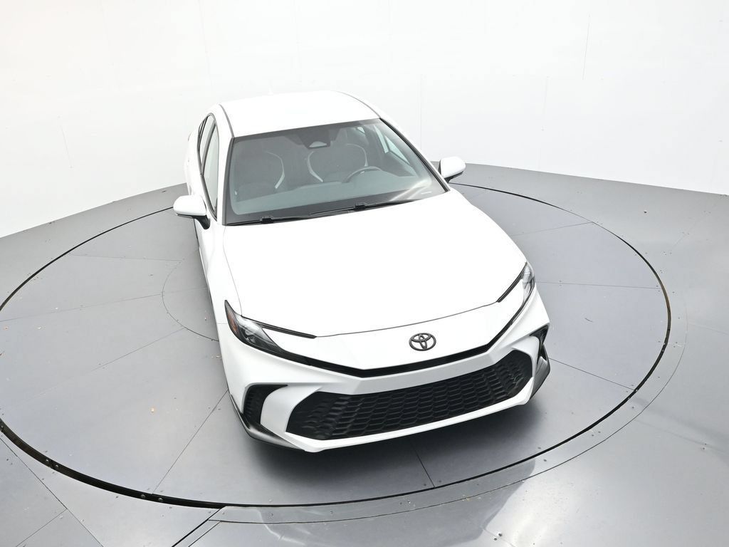 Used 2025 Toyota Camry SE FWD image 23