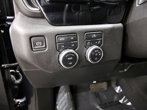 Used 2022 GMC Sierra 1500 Elevation AWD/4WD image 19